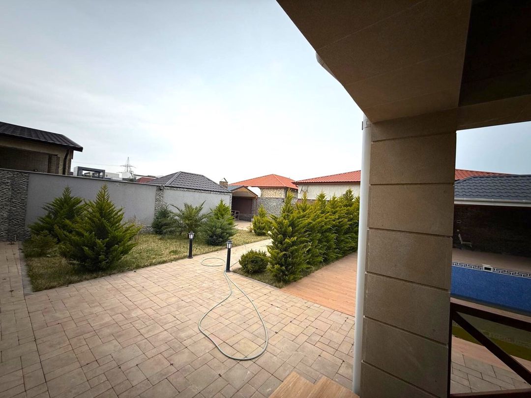 Satılır 4 otaqlı həyət evi/bağ evi 200 m² — Ev, villa, Bakı (3)