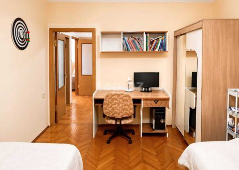 Satılır 3 otaqlı köhnə tikili 70 m² — Bakı