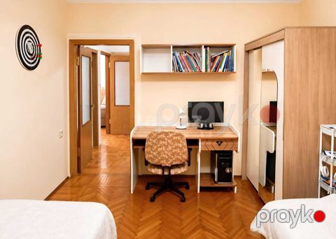 Satılır 3 otaqlı köhnə tikili 70 m²