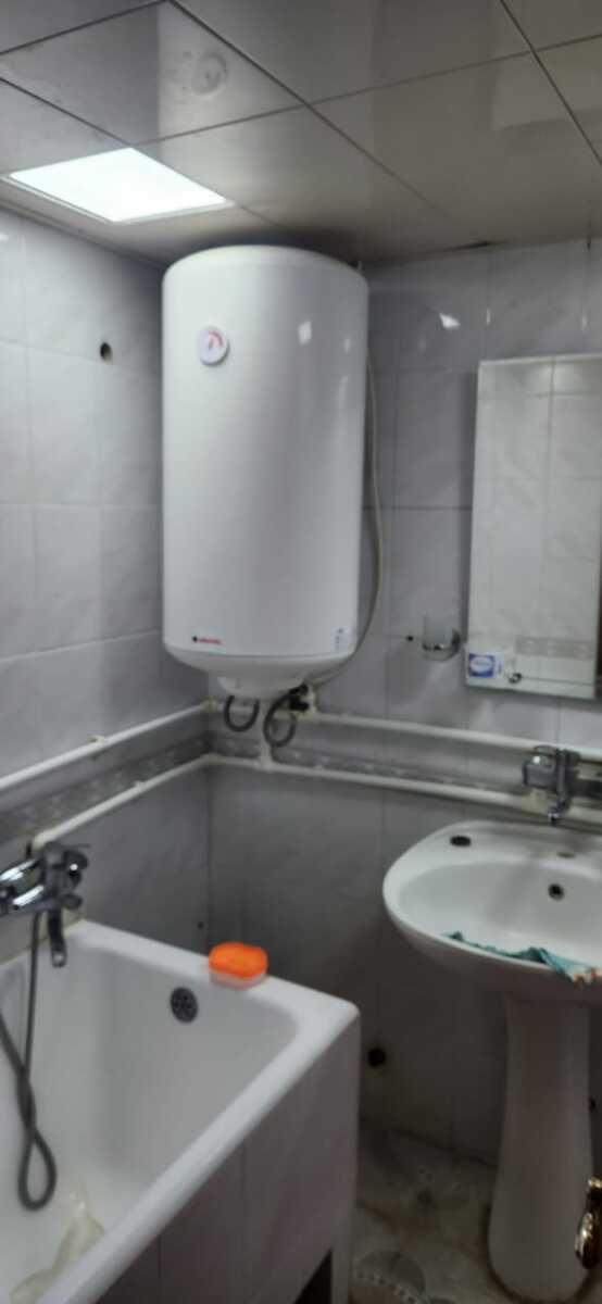 Satılır 2 otaqlı köhnə tikili 52 m² — Mənzil, Bakı (2)