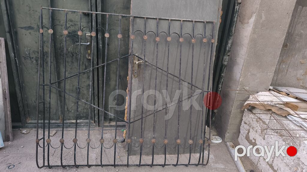 Dəmir pencərə barmaqlığı - Material: qalın armatur dəmirdən qaynaqla — Pəncərələr, qapılar, balkonlar, Digah (4)