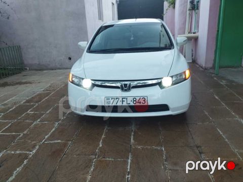 Honda Civic, 1.3 L, 0.9 kWh, 2008 il, 468 000 km