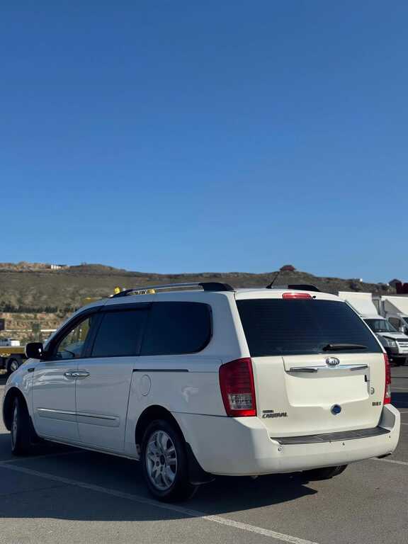 Kia Carnival, 2.2 L, 2011 il, 318 000 km — Avtomobillər, Bakı (2)