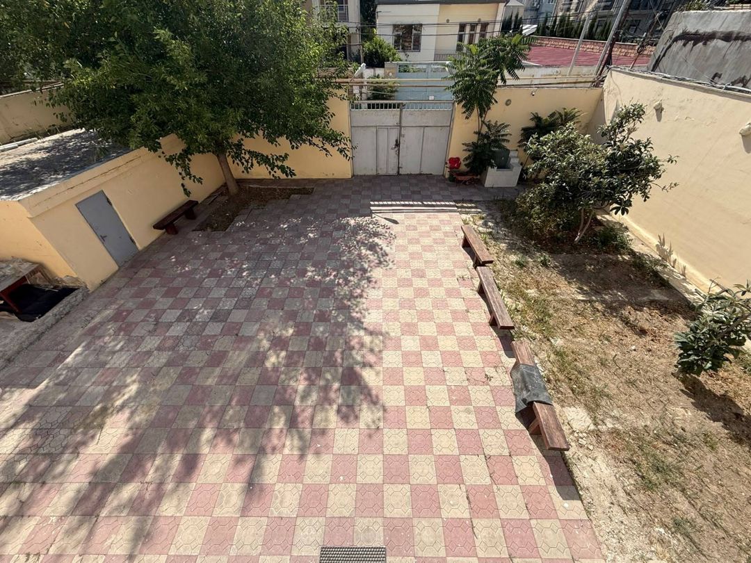 Satılır 9 otaqlı həyət evi/bağ evi 420 m² — Ev, villa, Bakı (2)