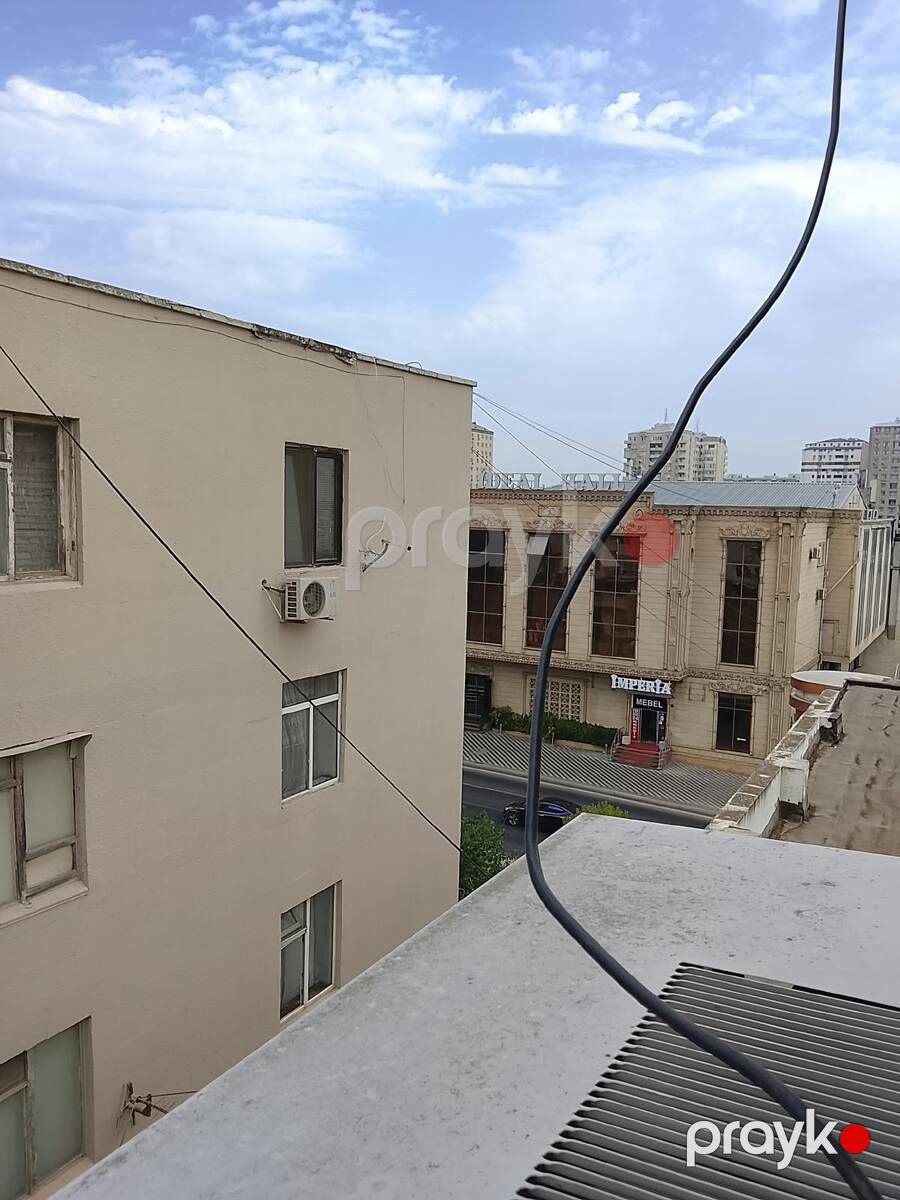Satılır 1 otaqlı köhnə tikili 35 m² — Mənzil, Bakı (5)