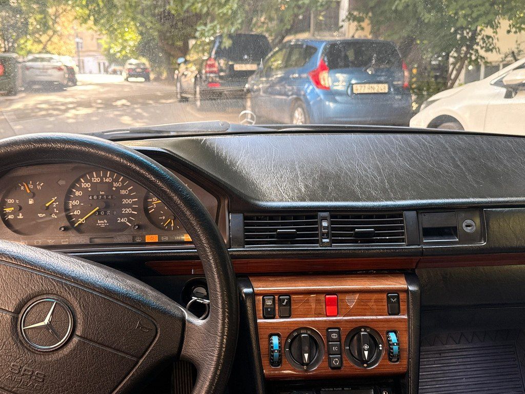 Mercedes 220 E, 2.2 L, 1992 il, 214 538 km — Avtomobillər, Bakı (8)
