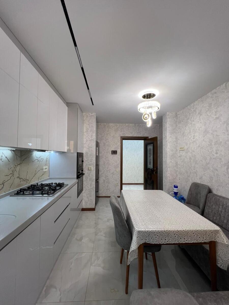 Satılır 5 otaqlı köhnə tikili 110 m² — Mənzil, Bakı (7)
