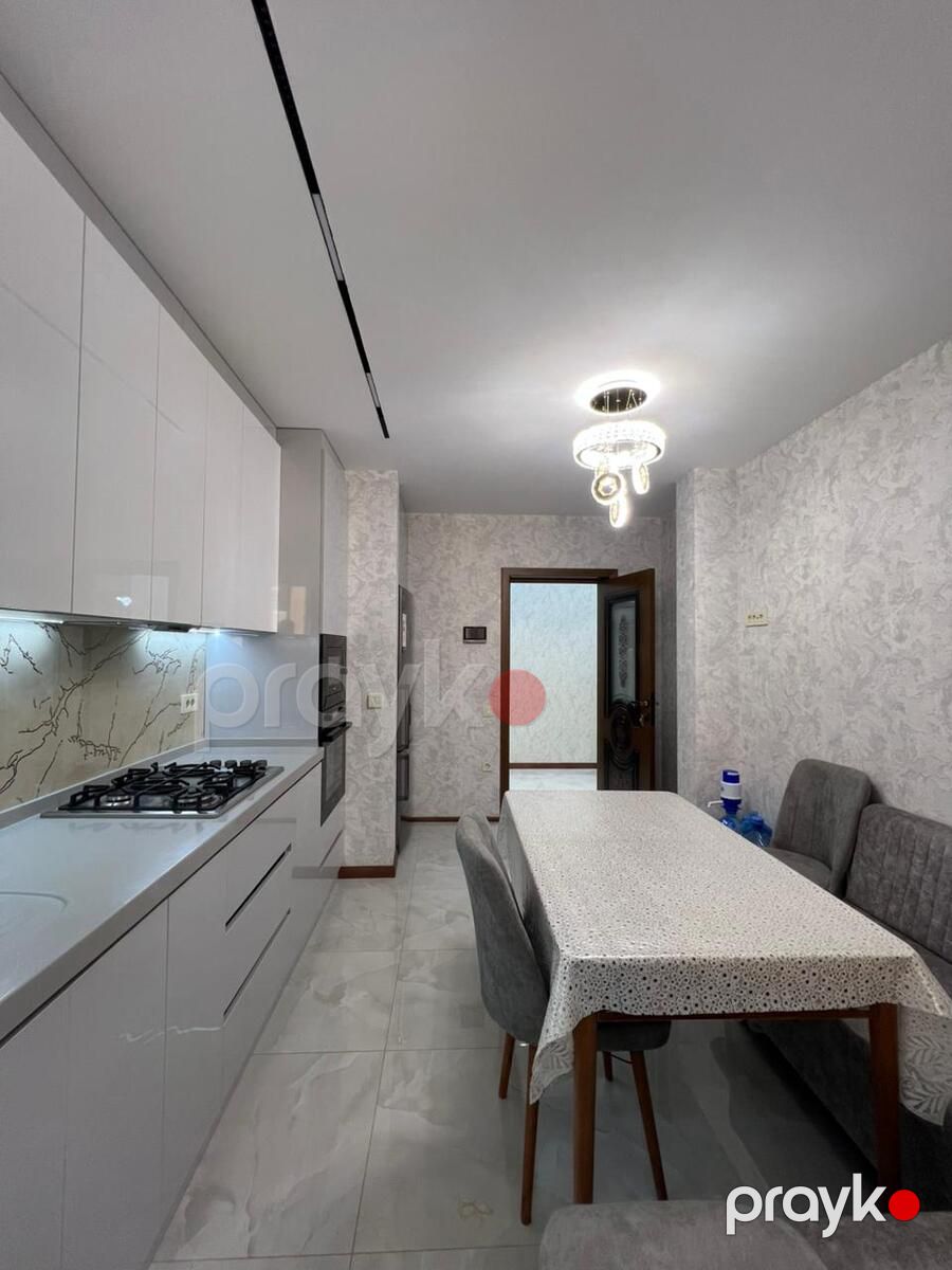 Satılır 5 otaqlı köhnə tikili 110 m² — Mənzil, Bakı (7)