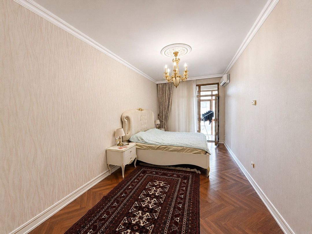 Satılır 4 otaqlı yeni tikili 210 m² — Mənzil, Bakı (3)