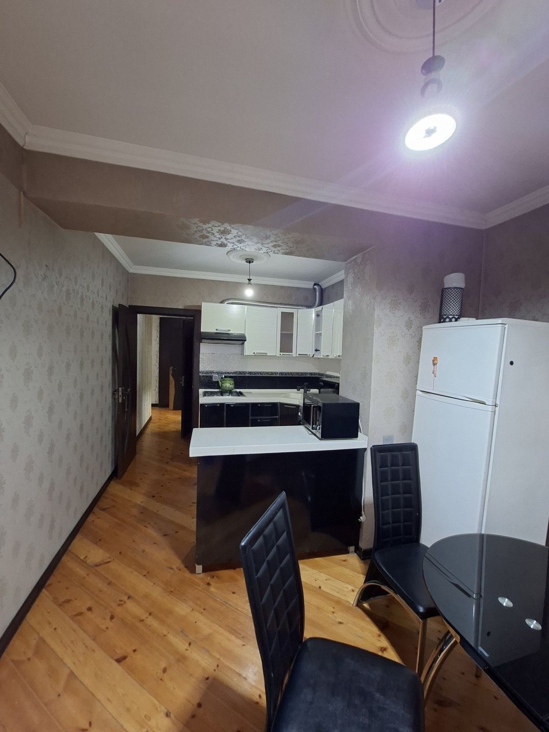 Satılır 2 otaqlı köhnə tikili 72 m² — Mənzil, Bakı (3)