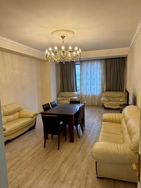 Satılır 4 otaqlı yeni tikili 170 m² — Bakı
