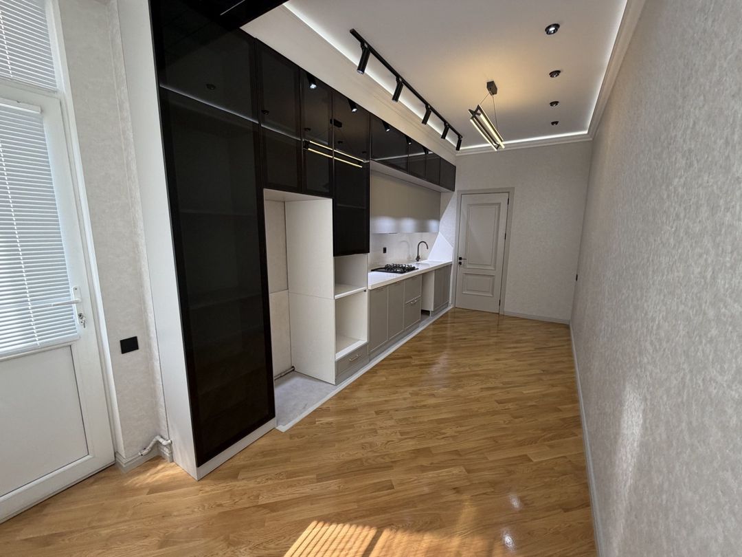 Satılır 4 otaqlı yeni tikili 140 m² — Mənzil, Bakı (11)