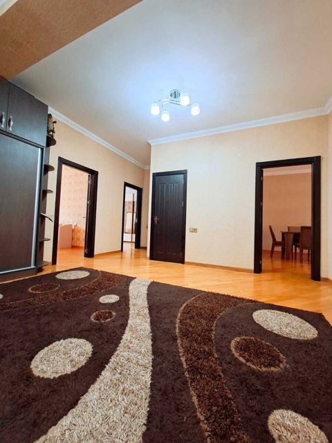 İcarəyə verilir 3 otaqlı yeni tikili 135 m² — Bakı