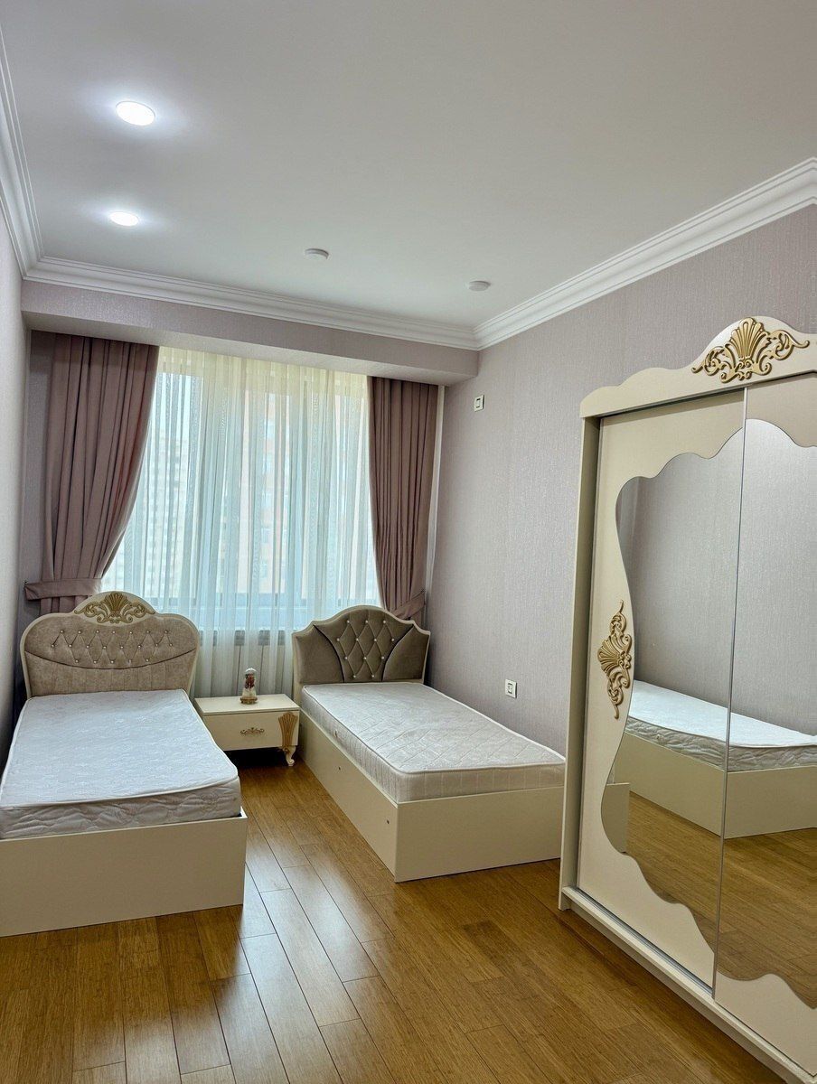 İcarəyə verilir 4 otaqlı yeni tikili 120 m² — Mənzil, Bakı (9)