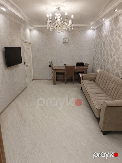Satılır 2 otaqlı köhnə tikili 40 m² — Bakı