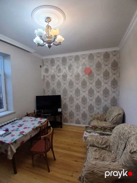 Satılır 2 otaqlı həyət evi/bağ evi 97 m²