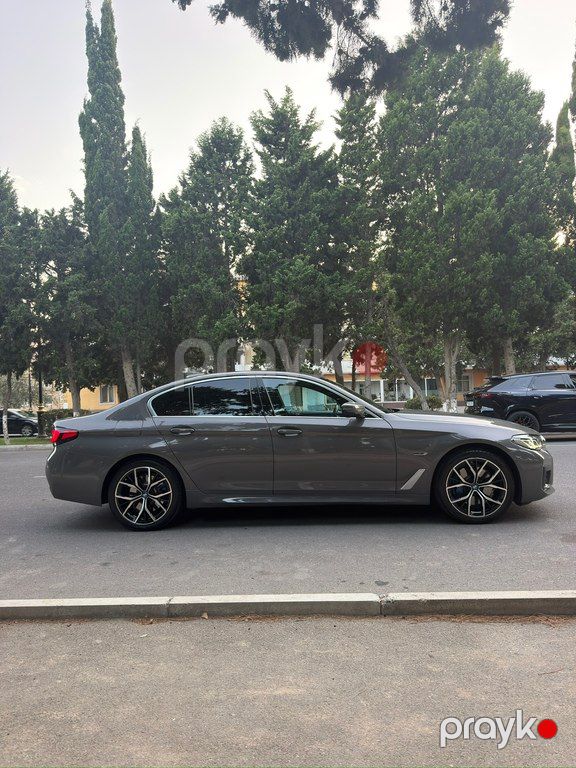 BMW 530e, 2.0 L, 12 kWh, 2021 il, 80 000 km — Avtomobillər, Sumqayıt (7)