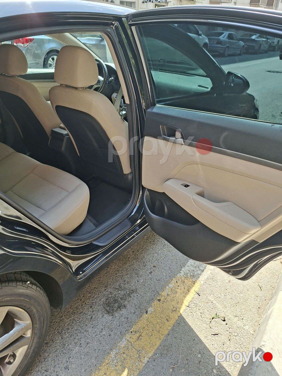 Hyundai Elantra, 2017 il — Avtomobillər, Bakı (8)