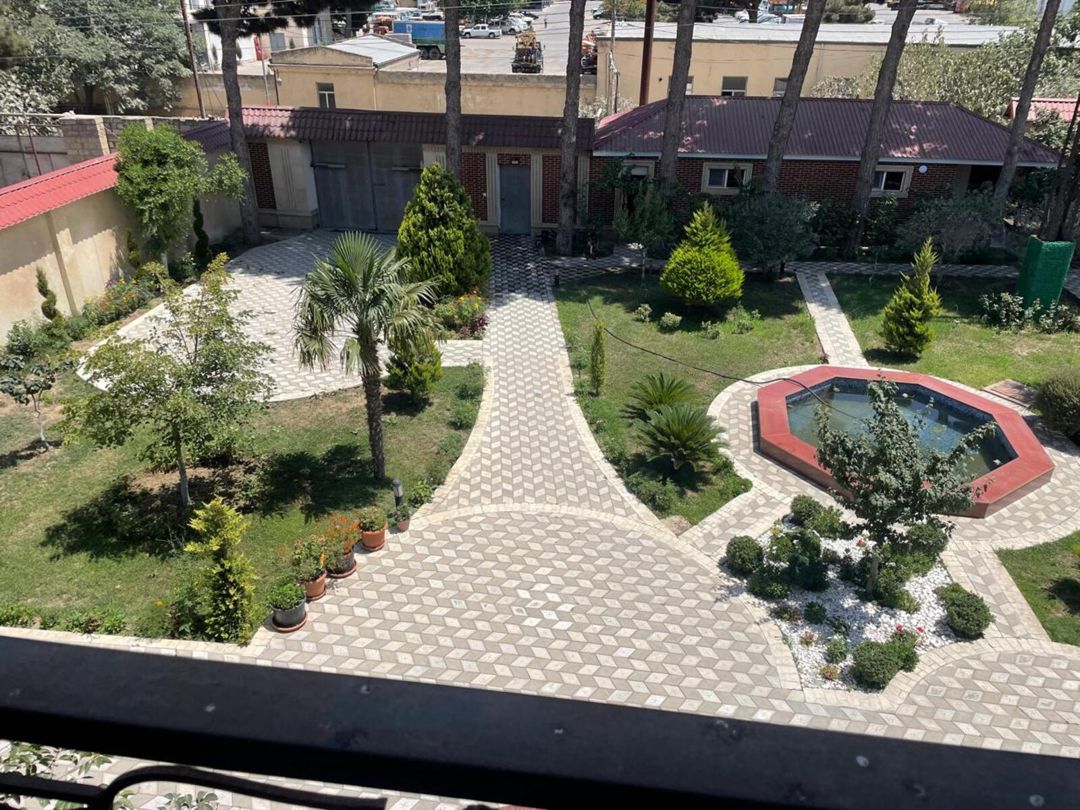 Satılır 9 otaqlı həyət evi/bağ evi 800 m² — Ev, villa, Bakı (4)
