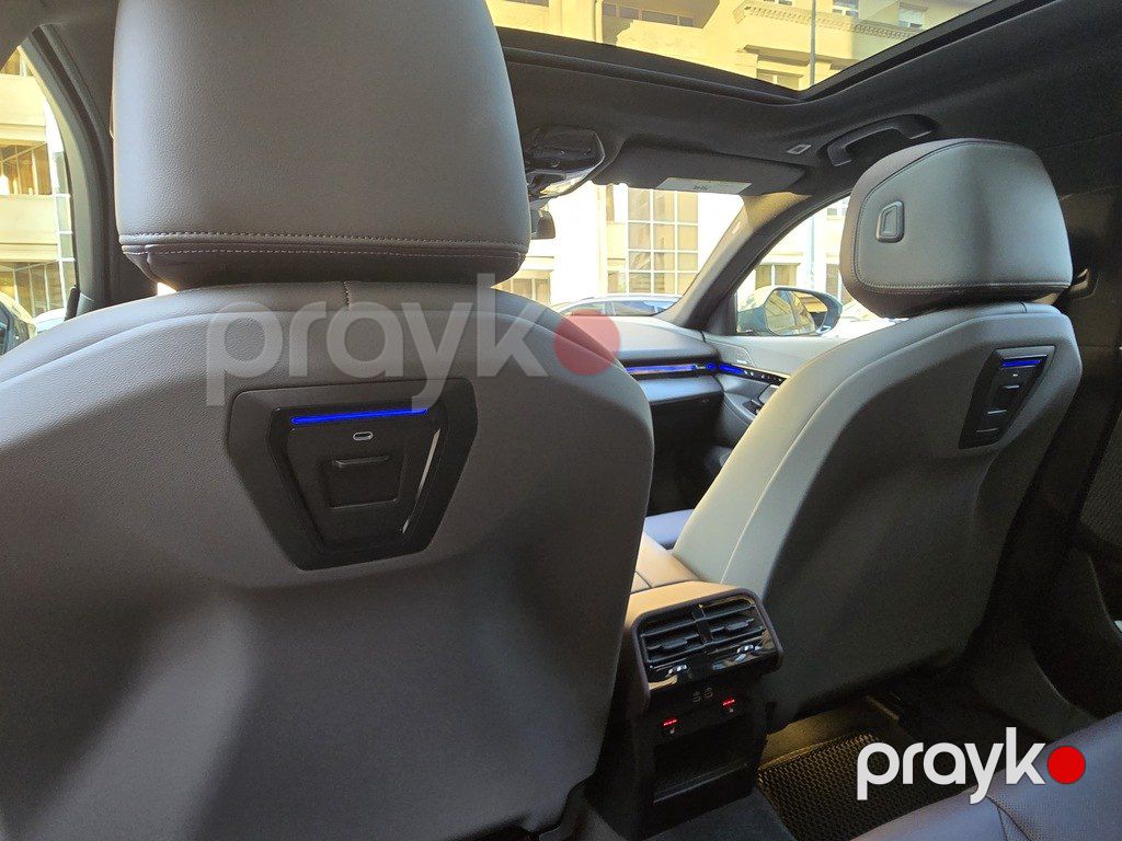 BMW 530, 2.0 L, 2025 il, 11 000 km — Avtomobillər, Bakı (7)