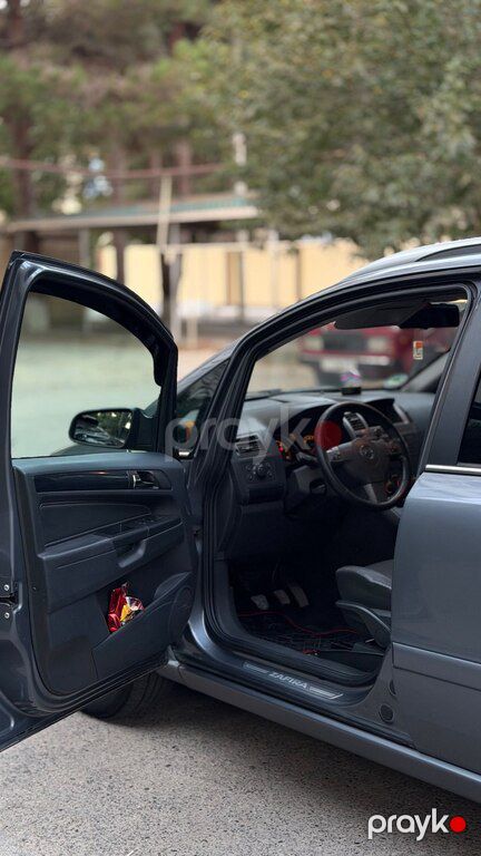 Opel Zafira, 1.9 L, 2006 il, 550 000 km — Avtomobillər, Bakı (9)