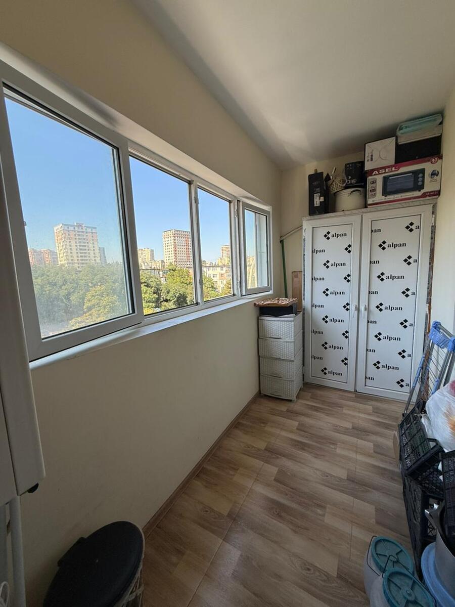 Satılır 4 otaqlı köhnə tikili 100 m² — Mənzil, Bakı (8)