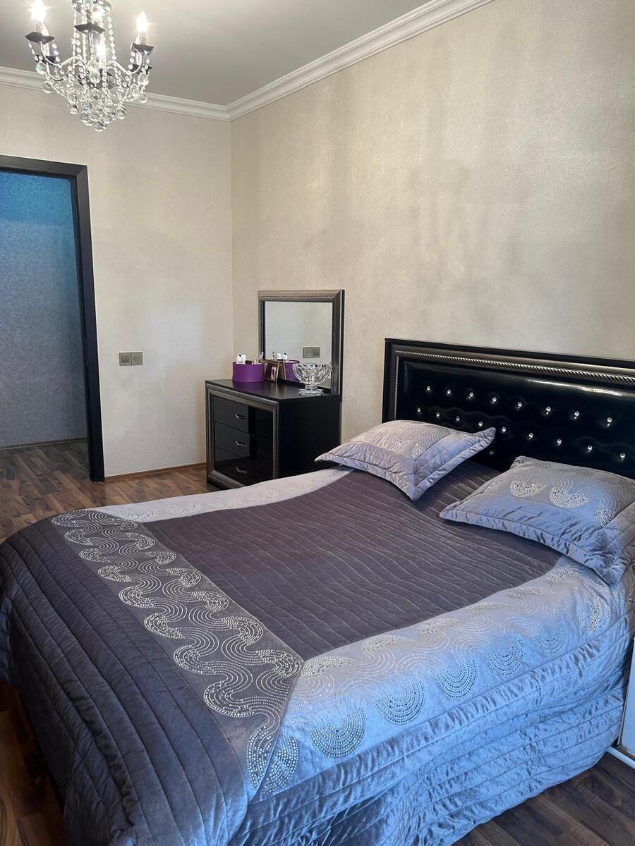 Satılır 2 otaqlı köhnə tikili 60 m² — Mənzil, Bakı (8)
