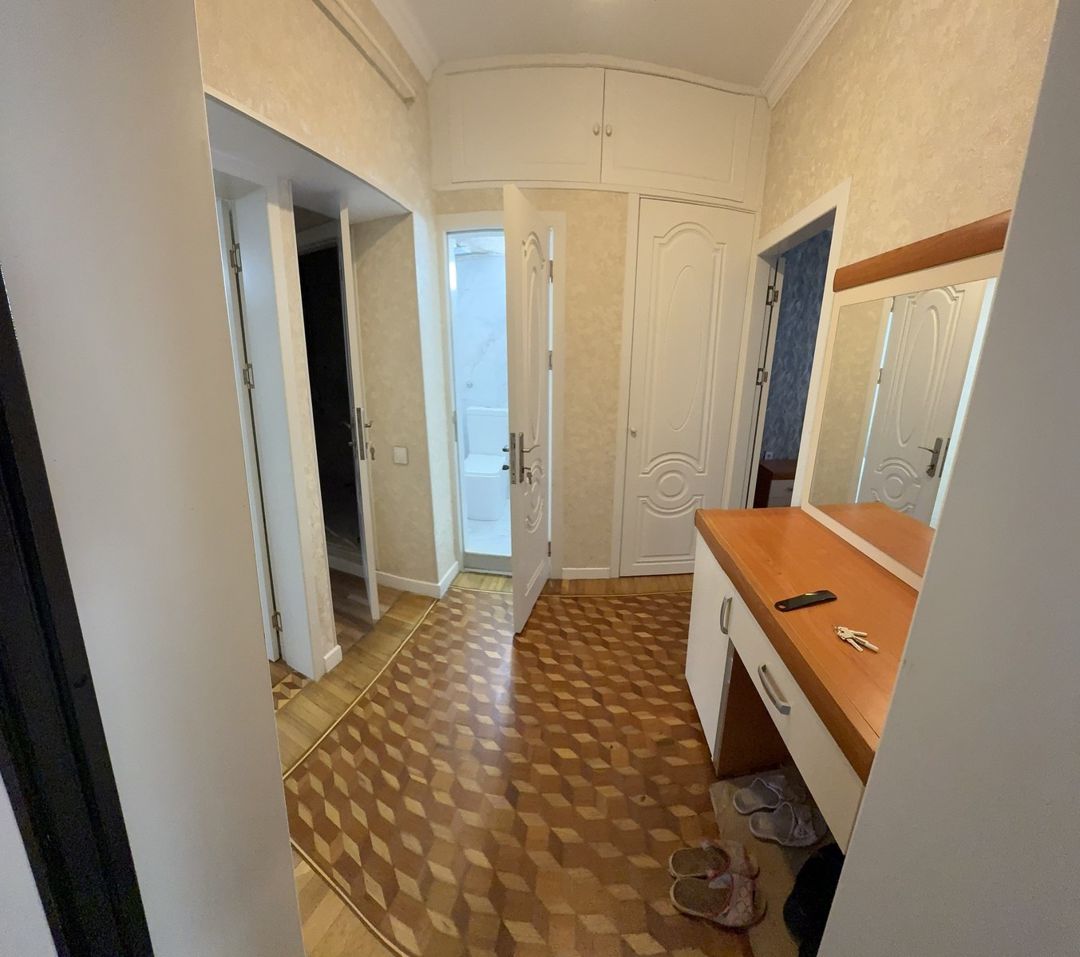 Satılır 2 otaqlı köhnə tikili 59 m² — Mənzil, Bakı (10)