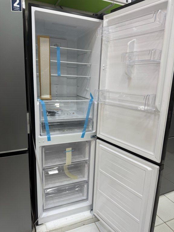 Soyuducu "Yoshiro YRF-B306NF60TB" — Ev texnikası, Bakı (3)