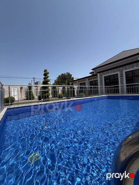 Satılır 7 otaqlı həyət evi/bağ evi 470 m² — Bakı