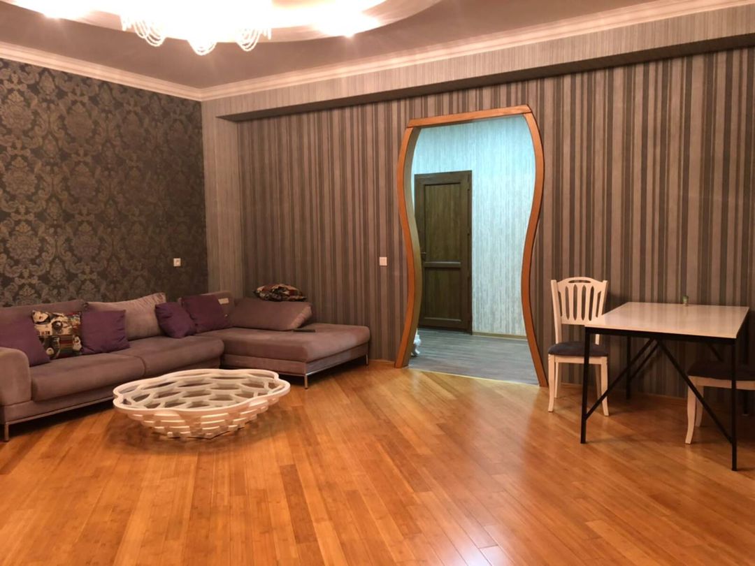 İcarəyə verilir 2 otaqlı yeni tikili 65 m² — Mənzil, Bakı (3)
