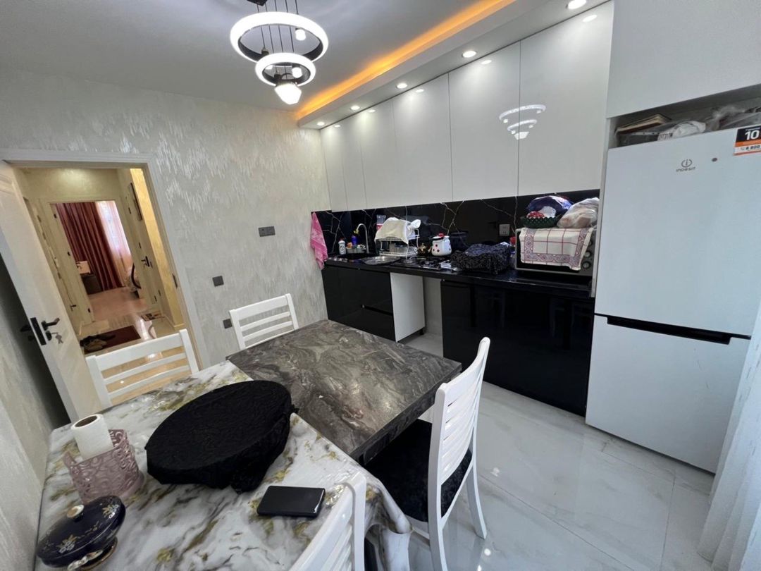 Satılır 2 otaqlı köhnə tikili 65 m² — Mənzil, Bakı (6)