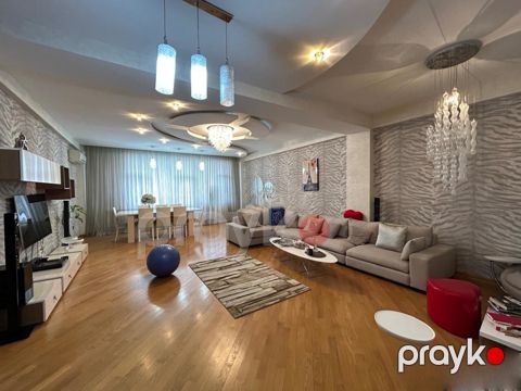 Satılır 5 otaqlı yeni tikili 202 m²
