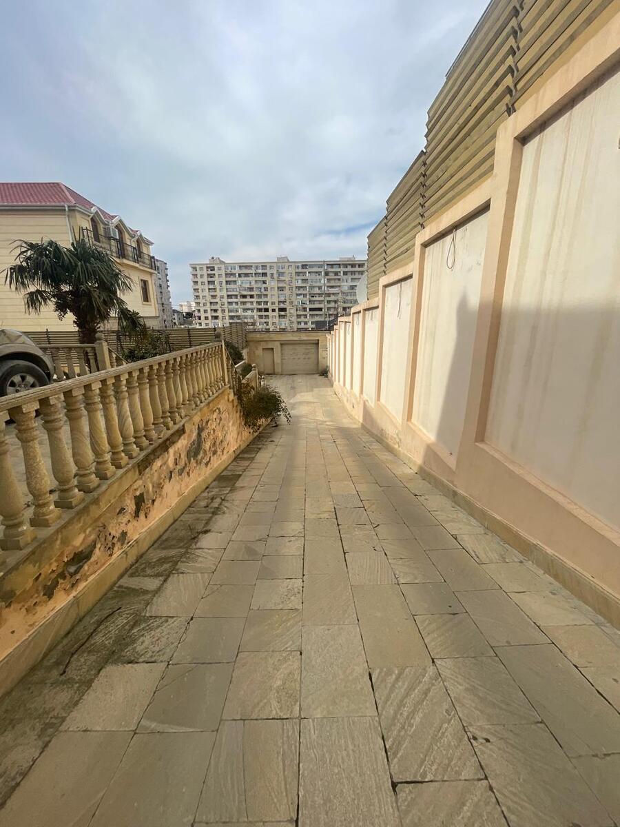 Satılır 6 otaqlı həyət evi/bağ evi 300 m² — Ev, villa, Bakı (2)