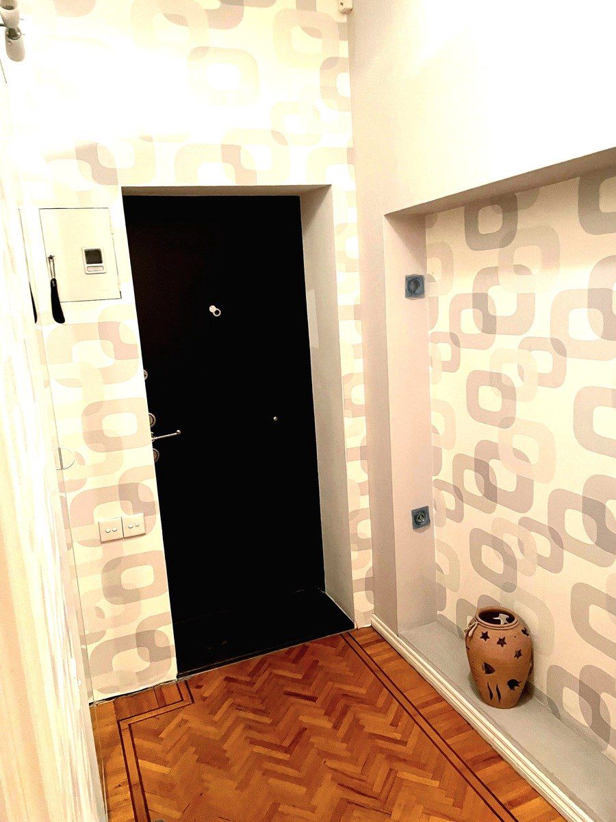 Satılır 3 otaqlı köhnə tikili 100 m² — Mənzil, Bakı (8)