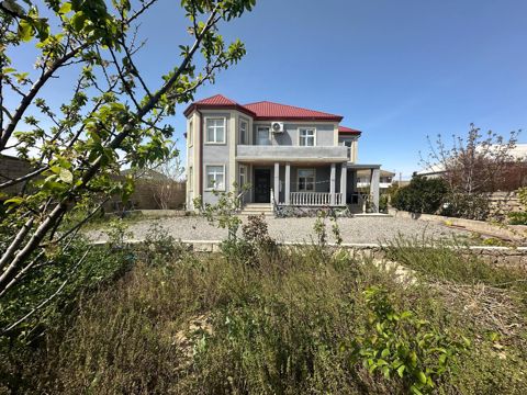 Satılır 8 otaqlı həyət evi/bağ evi 320 m² — Bakı