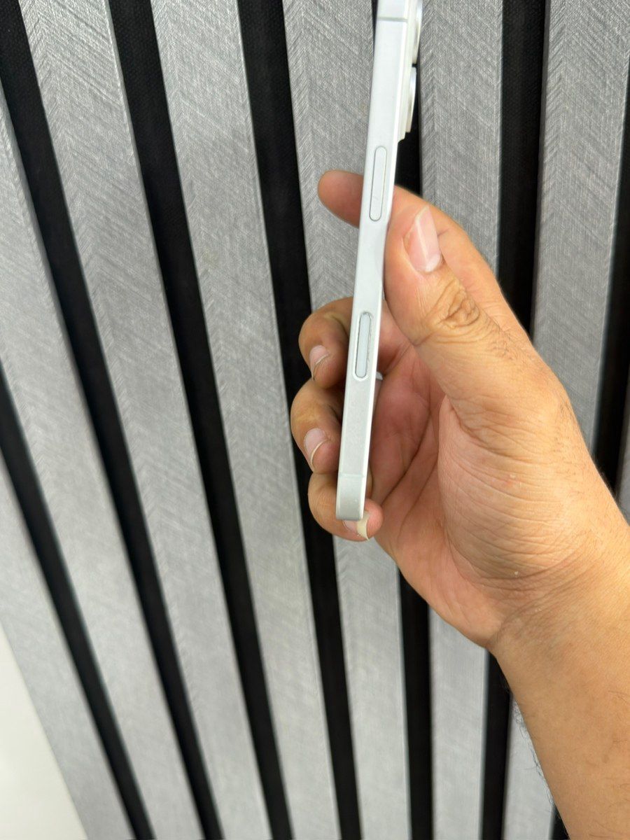 Apple iPhone 16 White 128GB/8GB — Smartfonlar, Bakı (2)