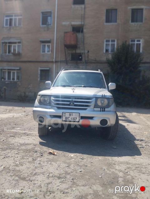 Mitsubishi Pajero io, 2004 il