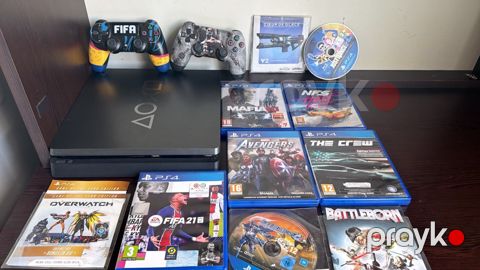 Playstation 4 Slim — Bakı
