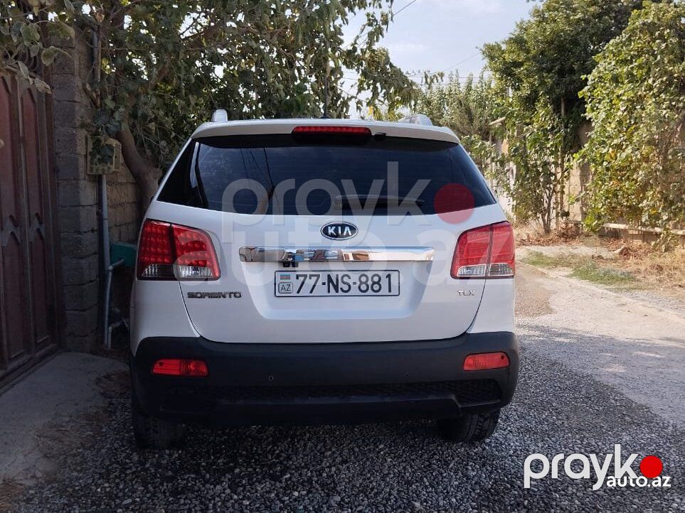 Kia Sorento, 2011 — Avtomobillər, Bakı (8)