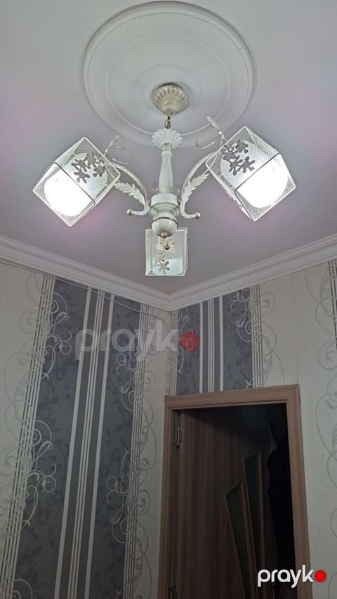 Çılçıraq, 3 lampa, Metal — Bakı