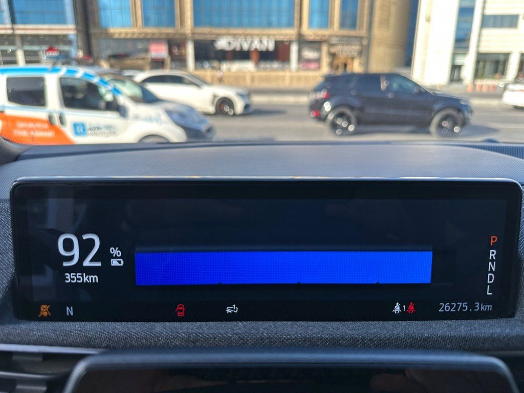 Ford Mustang Mach-E, 88 kWh, 2023 il, 26 300 km — Avtomobillər, Bakı (7)