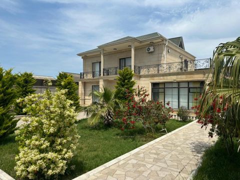 Satılır 5 otaqlı həyət evi/bağ evi 350 m² — Bakı