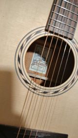 Yep yenidir bir defe bele işledilmeyib Akkustik gitara – Bromo — Guitars and Other Stringed Instruments