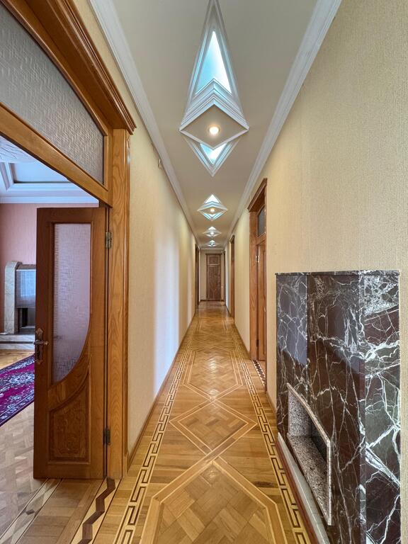 Satılır 9 otaqlı həyət evi/bağ evi 1000 m² — Ev, villa, Bakı (12)