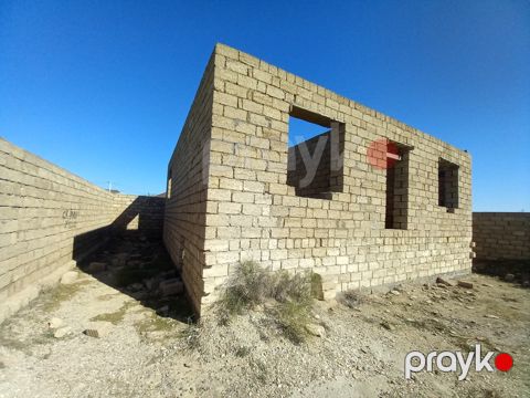 Satılır 3 otaqlı həyət evi/bağ evi 100 m²
