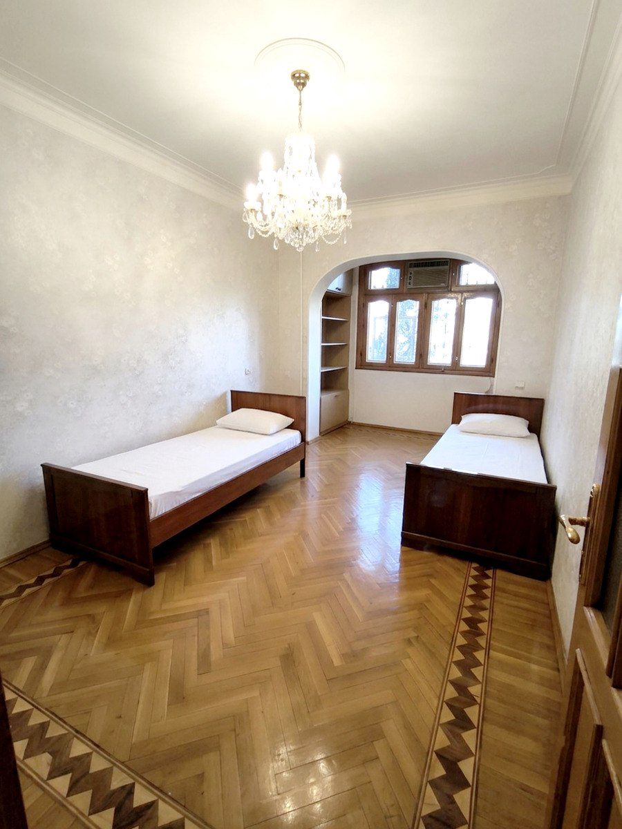 İcarəyə verilir 4 otaqlı köhnə tikili 88 m² — Mənzil, Bakı (3)