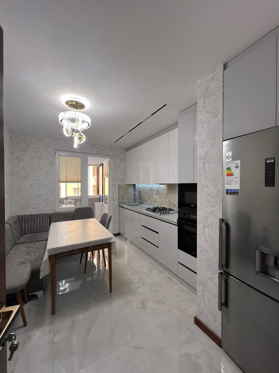 Satılır 5 otaqlı köhnə tikili 110 m² — Mənzil, Bakı (5)