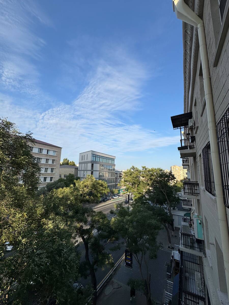 Satılır 2 otaqlı köhnə tikili 65 m² — Mənzil, Bakı (7)