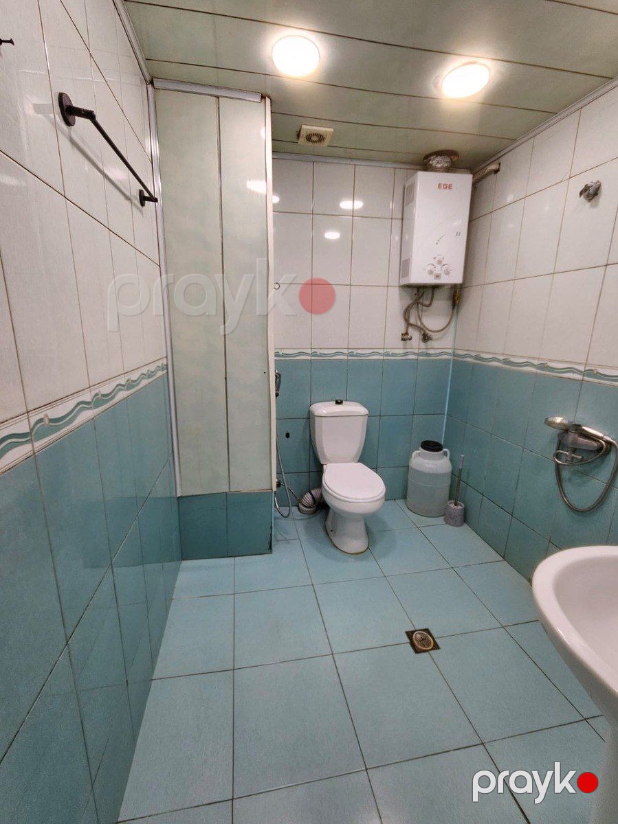 Satılır 1 otaqlı köhnə tikili 40 m² — Mənzil, Bakı (10)